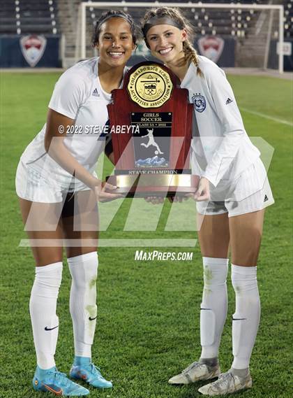 Thumbnail 2 in Broomfield vs. Grandview (CHSAA 5A Championship) photogallery.