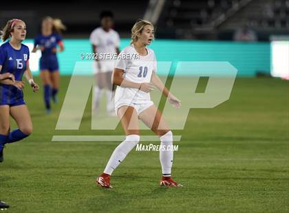 Thumbnail 1 in Broomfield vs. Grandview (CHSAA 5A Championship) photogallery.