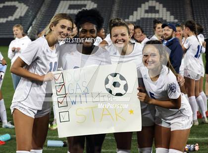 Thumbnail 2 in Broomfield vs. Grandview (CHSAA 5A Championship) photogallery.