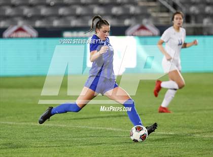 Thumbnail 3 in Broomfield vs. Grandview (CHSAA 5A Championship) photogallery.