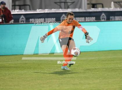 Thumbnail 2 in Broomfield vs. Grandview (CHSAA 5A Championship) photogallery.