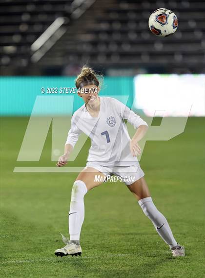 Thumbnail 2 in Broomfield vs. Grandview (CHSAA 5A Championship) photogallery.