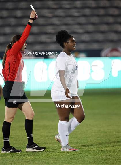 Thumbnail 1 in Broomfield vs. Grandview (CHSAA 5A Championship) photogallery.