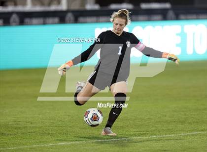 Thumbnail 3 in Broomfield vs. Grandview (CHSAA 5A Championship) photogallery.