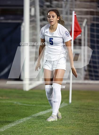 Thumbnail 2 in Broomfield vs. Grandview (CHSAA 5A Championship) photogallery.