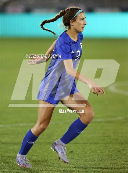 Thumbnail 3 in Broomfield vs. Grandview (CHSAA 5A Championship) photogallery.