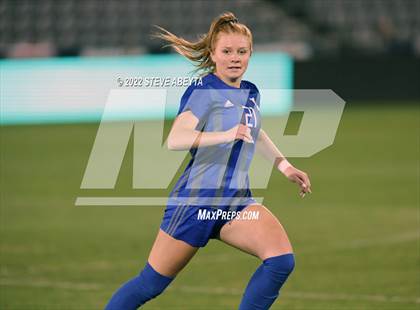 Thumbnail 3 in Broomfield vs. Grandview (CHSAA 5A Championship) photogallery.