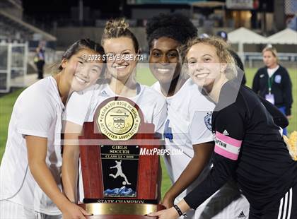 Thumbnail 3 in Broomfield vs. Grandview (CHSAA 5A Championship) photogallery.