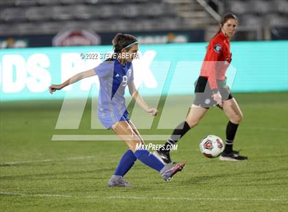 Thumbnail 3 in Broomfield vs. Grandview (CHSAA 5A Championship) photogallery.