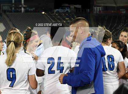 Thumbnail 3 in Broomfield vs. Grandview (CHSAA 5A Championship) photogallery.