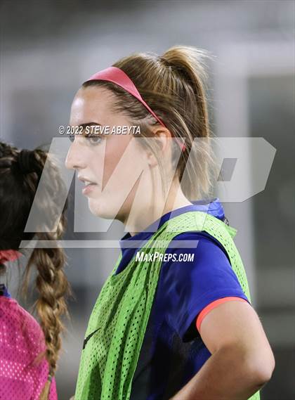 Thumbnail 3 in Broomfield vs. Grandview (CHSAA 5A Championship) photogallery.