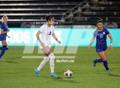 Thumbnail 1 in Broomfield vs. Grandview (CHSAA 5A Championship) photogallery.
