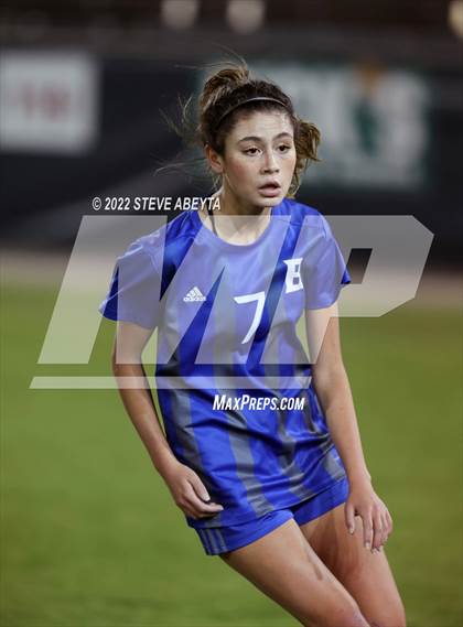 Thumbnail 3 in Broomfield vs. Grandview (CHSAA 5A Championship) photogallery.