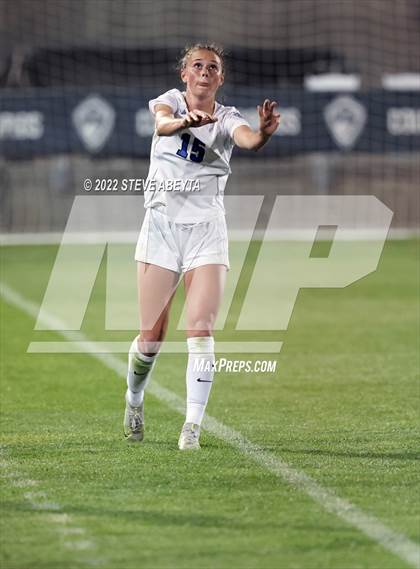 Thumbnail 2 in Broomfield vs. Grandview (CHSAA 5A Championship) photogallery.