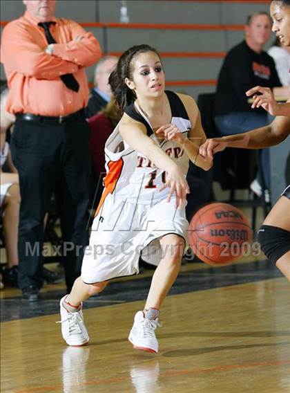 Thumbnail 2 in Woodcreek @ Roseville photogallery.