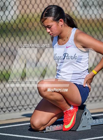 Thumbnail 2 in UIL 6A Track & Field Area 13&14 (300M Hurdles) photogallery.