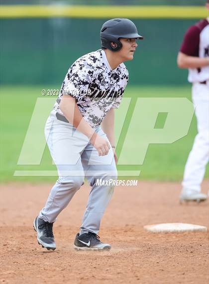 Thumbnail 1 in Comanche @ Millsap photogallery.