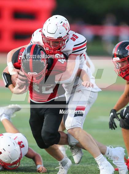 Thumbnail 3 in Floral Park Memorial @ Plainedge photogallery.