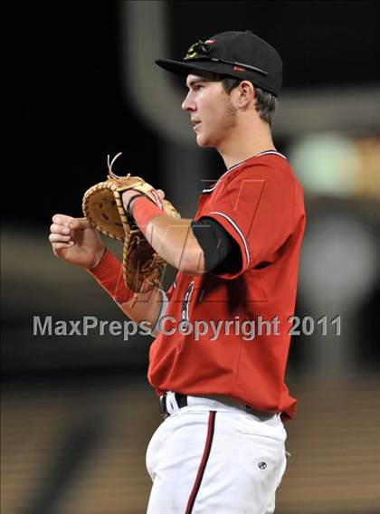Thumbnail 1 in Etiwanda vs. Mission Viejo (CIF SS D2 Final) photogallery.