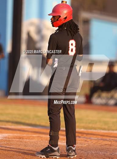 null - Photo 01