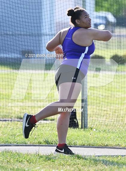 Thumbnail 2 in Williamsville East @ Hamburg photogallery.
