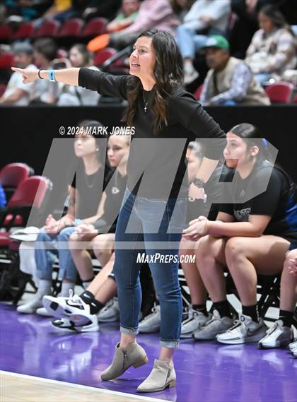 Thumbnail 1 in  Show Low vs. Fountain Hills (AIA 3A Quarterfinal) photogallery.