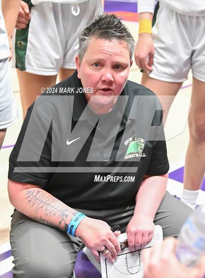 Thumbnail 1 in  Show Low vs. Fountain Hills (AIA 3A Quarterfinal) photogallery.
