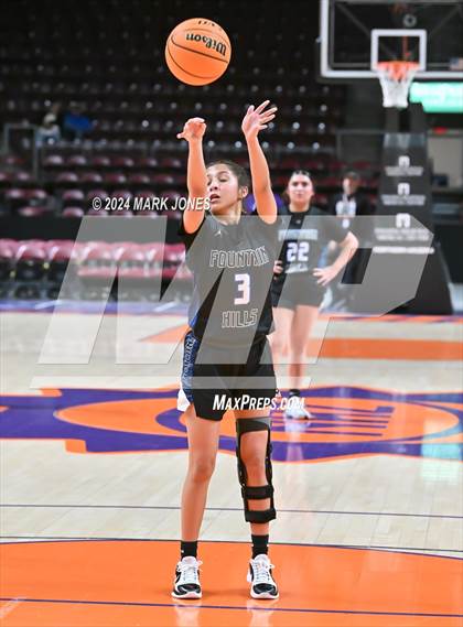 Thumbnail 3 in  Show Low vs. Fountain Hills (AIA 3A Quarterfinal) photogallery.