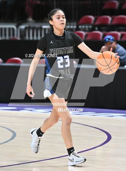 Thumbnail 1 in  Show Low vs. Fountain Hills (AIA 3A Quarterfinal) photogallery.