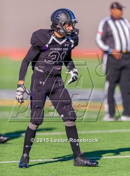 Thumbnail 2 in Weslaco East vs. Del Rio photogallery.