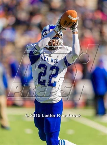 Thumbnail 2 in Weslaco East vs. Del Rio photogallery.
