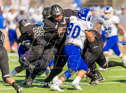 Thumbnail 3 in Weslaco East vs. Del Rio photogallery.