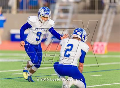 Thumbnail 3 in Weslaco East vs. Del Rio photogallery.
