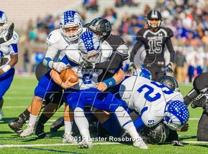 Thumbnail 3 in Weslaco East vs. Del Rio photogallery.