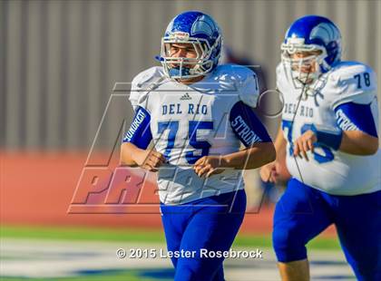 Thumbnail 2 in Weslaco East vs. Del Rio photogallery.