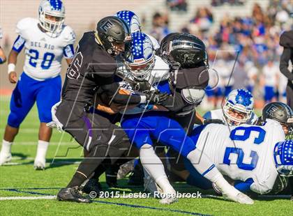 Thumbnail 2 in Weslaco East vs. Del Rio photogallery.