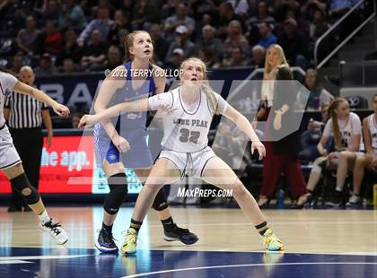 Thumbnail 3 in Fremont vs. Lone Peak (UHSAA 6A Final) photogallery.