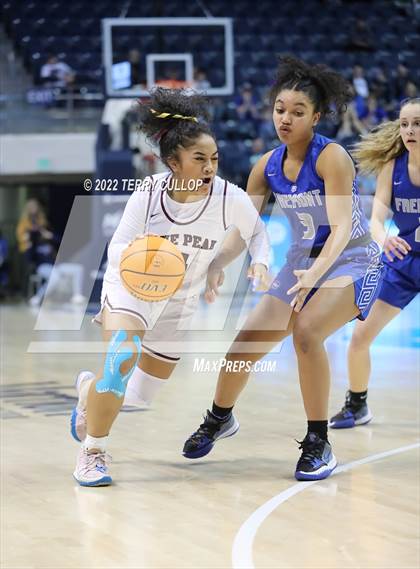 Thumbnail 1 in Fremont vs. Lone Peak (UHSAA 6A Final) photogallery.