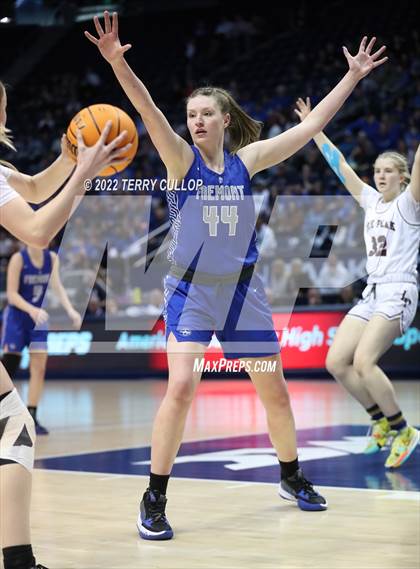 Thumbnail 3 in Fremont vs. Lone Peak (UHSAA 6A Final) photogallery.