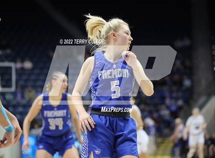 Thumbnail 3 in Fremont vs. Lone Peak (UHSAA 6A Final) photogallery.