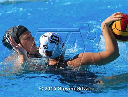 Thumbnail 2 in La Serna vs. Vista (America's Finest City Tournament) photogallery.