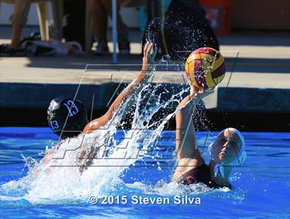 Thumbnail 2 in La Serna vs. Vista (America's Finest City Tournament) photogallery.