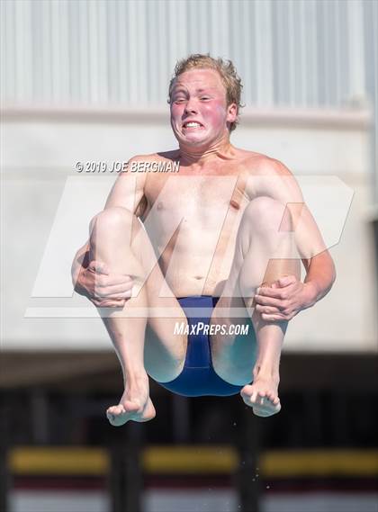 Thumbnail 1 in CIF Diving Championships photogallery.