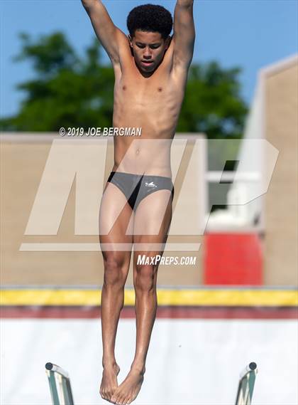 Thumbnail 2 in CIF Diving Championships photogallery.