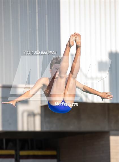 Thumbnail 1 in CIF Diving Championships photogallery.