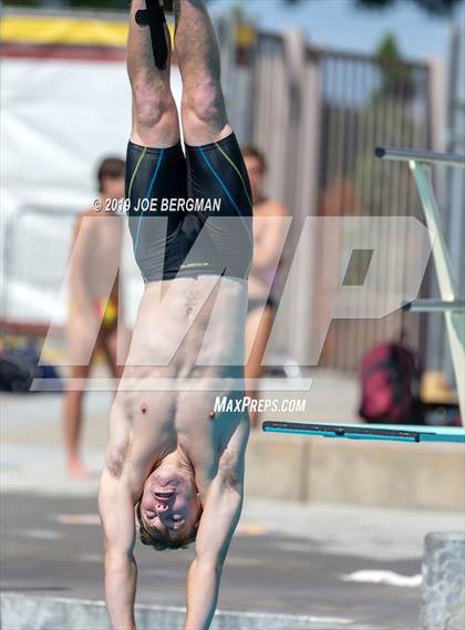 Thumbnail 1 in CIF Diving Championships photogallery.