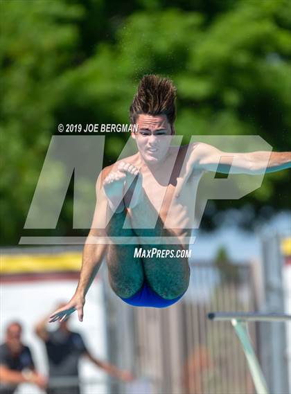 Thumbnail 2 in CIF Diving Championships photogallery.