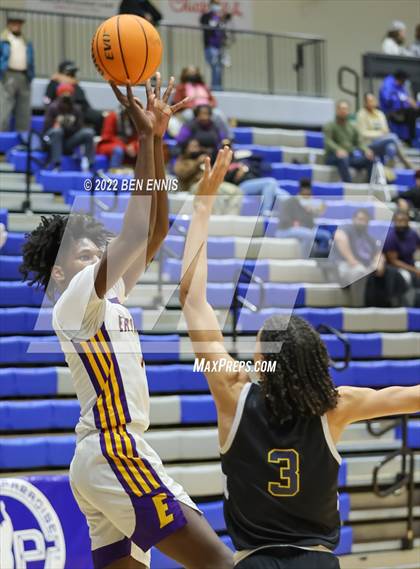Thumbnail 2 in East Coweta vs Eagle's Landing (The Dream Challenge) photogallery.
