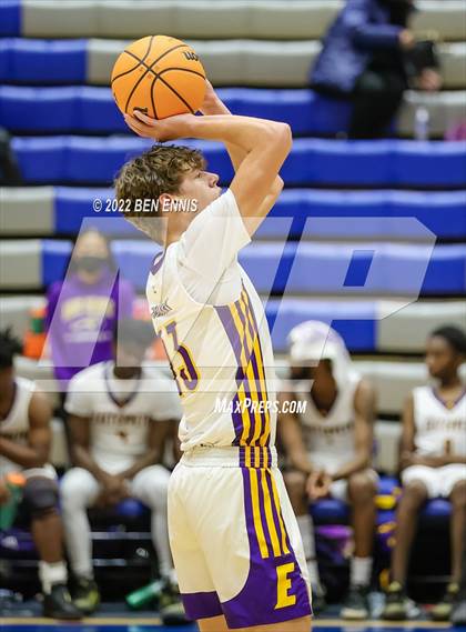 Thumbnail 1 in East Coweta vs Eagle's Landing (The Dream Challenge) photogallery.