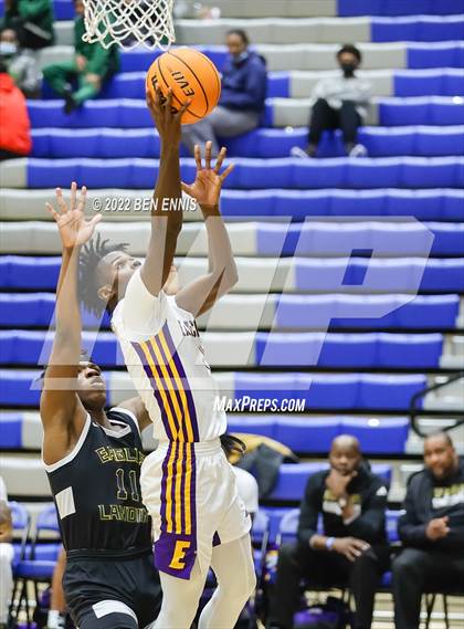 Thumbnail 3 in East Coweta vs Eagle's Landing (The Dream Challenge) photogallery.